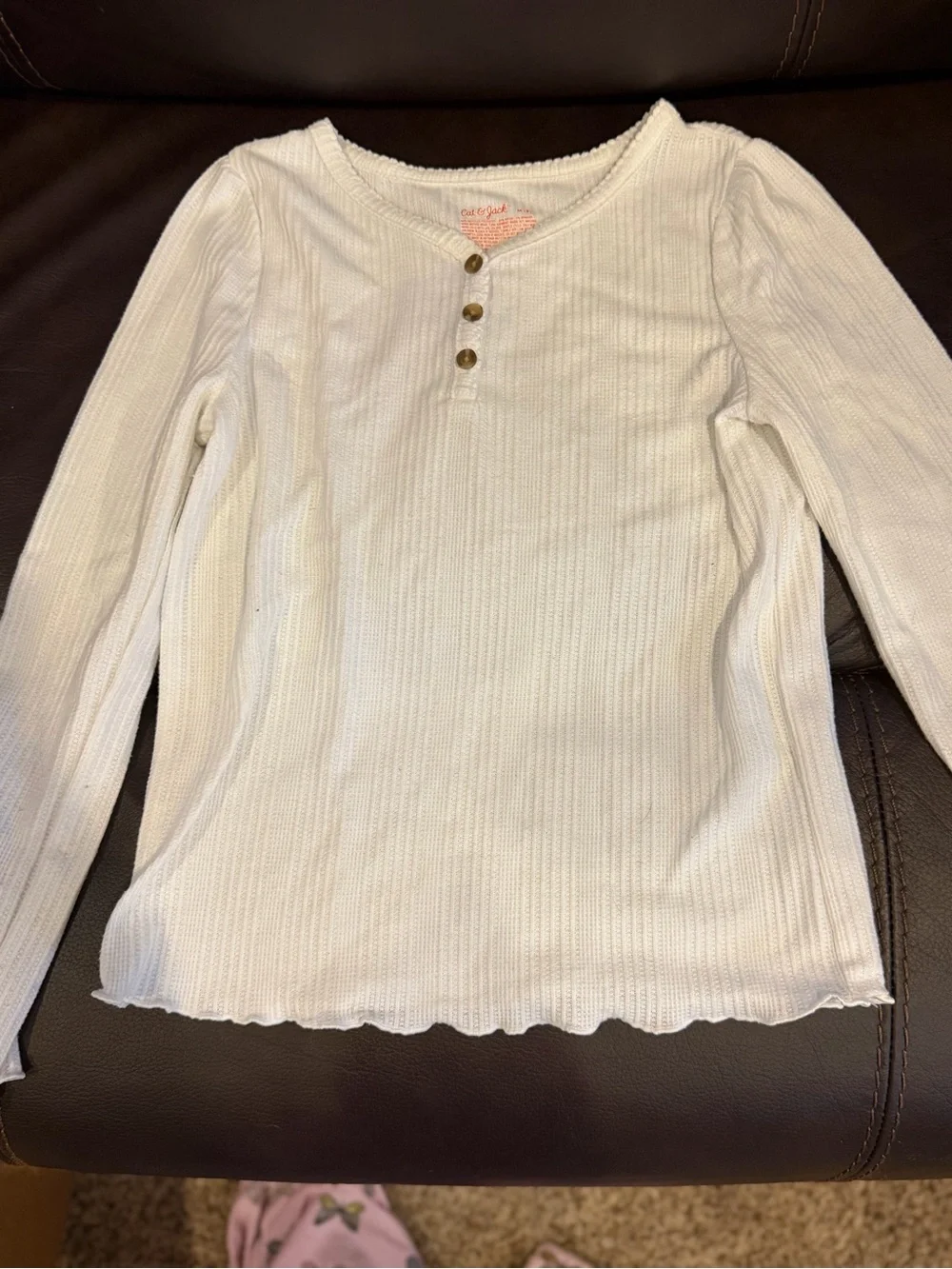 Girls bundle of 5 different shirts!! Different brands, all in good condition!!